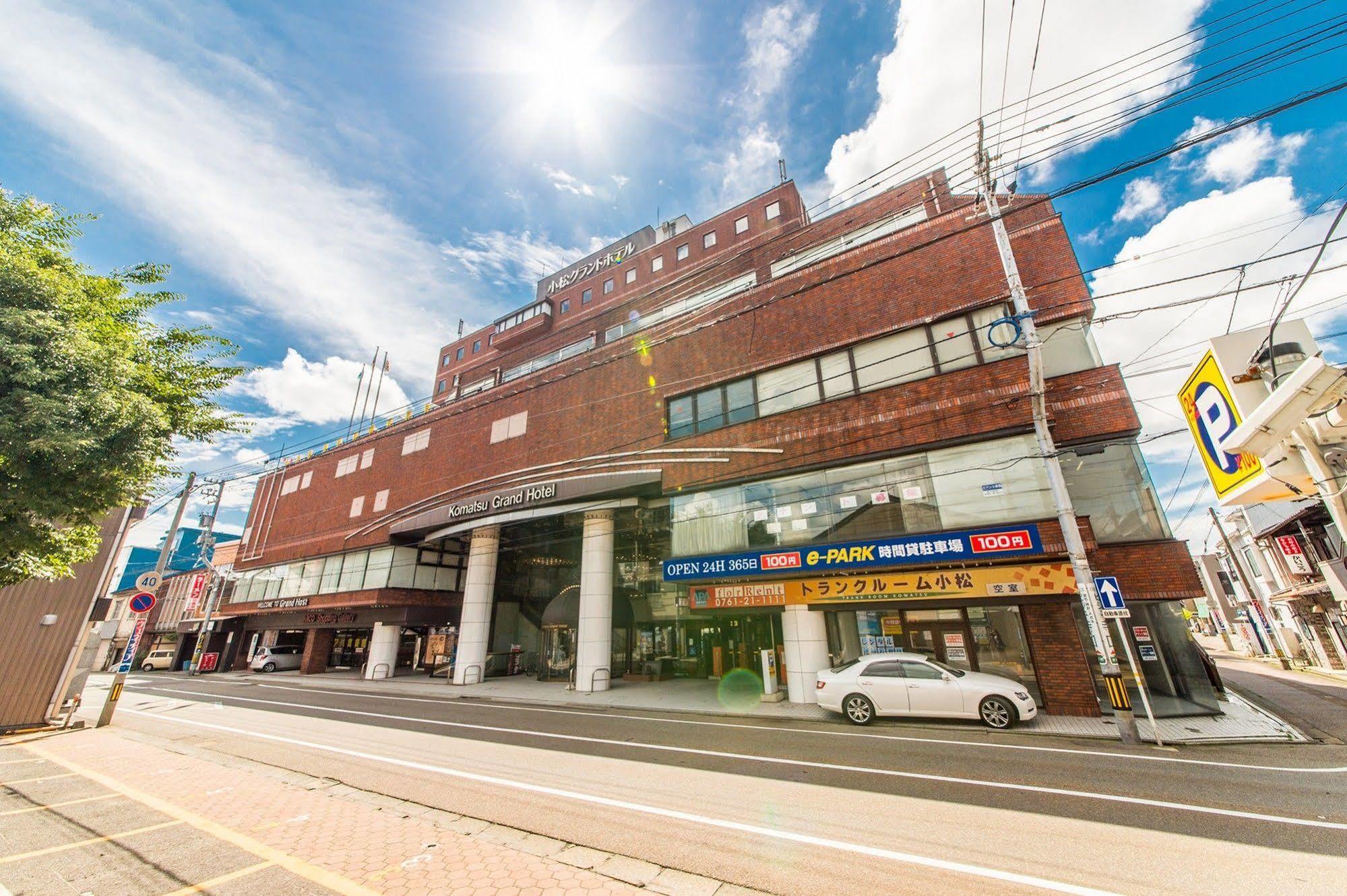 APA Hotel Komatsu Grand Exterior foto